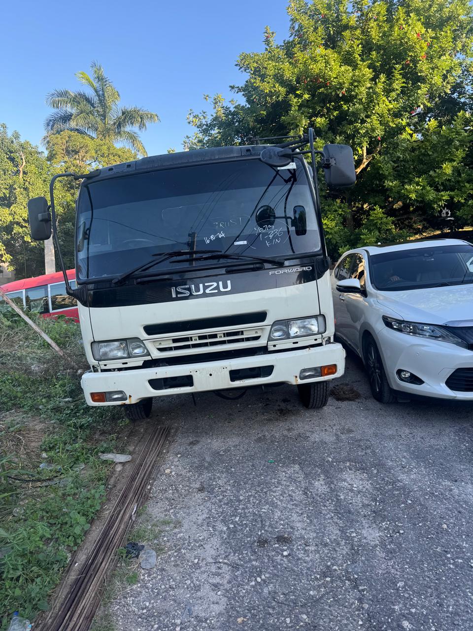Isuzu