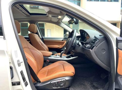 BMW 1 (1)